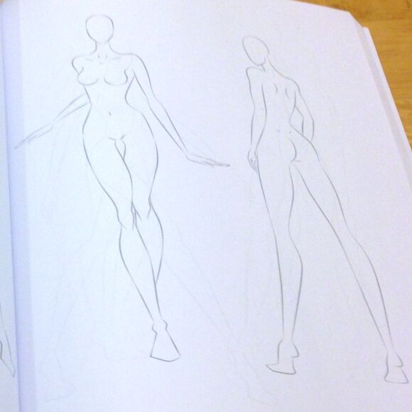 Fashion sketchbook figure template - Picture 7 of 9